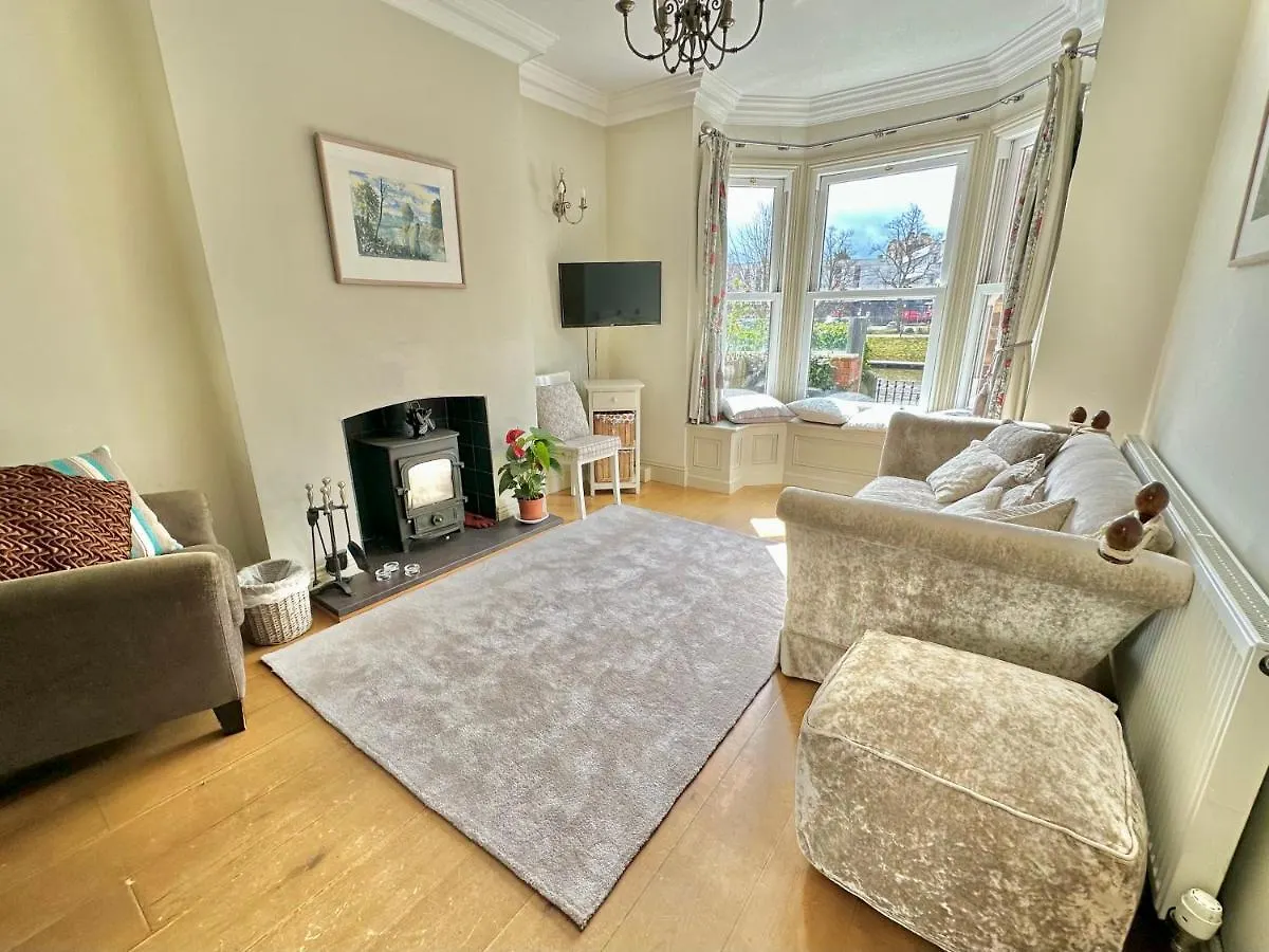 Vakantiehuis Riverside House - With Parking York